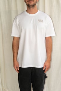 Image 3 of CAMISETA "KAREHARRIA" BLANCA