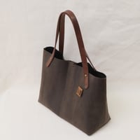 Image 5 of Easy Tote edit in soft dark chocolate