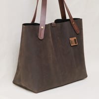 Image 2 of Easy Tote edit in soft dark chocolate