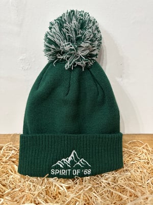 Image of Spirit of 58 ‘Mynydd’ Beanie in Bottle Green/off White 