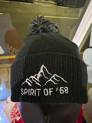 Image of Spirit of 58 ‘Mynydd’ Beanie in Bottle Green/off White 