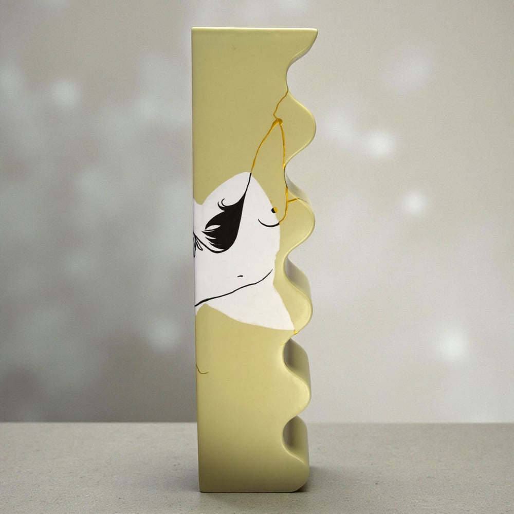 Image of “Hot Voltige” Vase: Rebirth in Gold and Ink