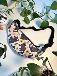 Image 2 of BLACK CAT WAIST BAG