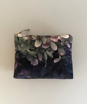 Image of Hydrangea, LARGE travel bag, make-up, toiletries zipper pouch