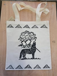 Coyote tote bag