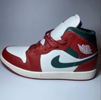 Image 3 of Jordan 1 