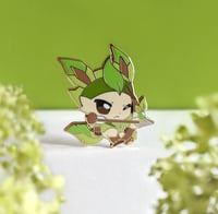 Leafeon Enamel Pin