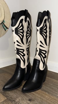 Image 1 of Retro Western Boot (Black/White)