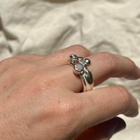 Image 2 of OPAL/PEARL BARNACLE RING (P) 