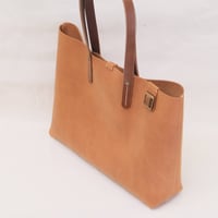 Image 5 of XL Work Tote vintage light brown