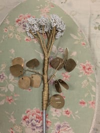 Image 5 of Fleurs de Noël en perle 