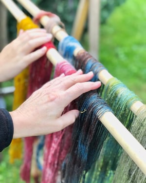 Image of ULD håndspinding, filtning og plantefarvning, aftenskole 5 torsdage i efteråret 2026