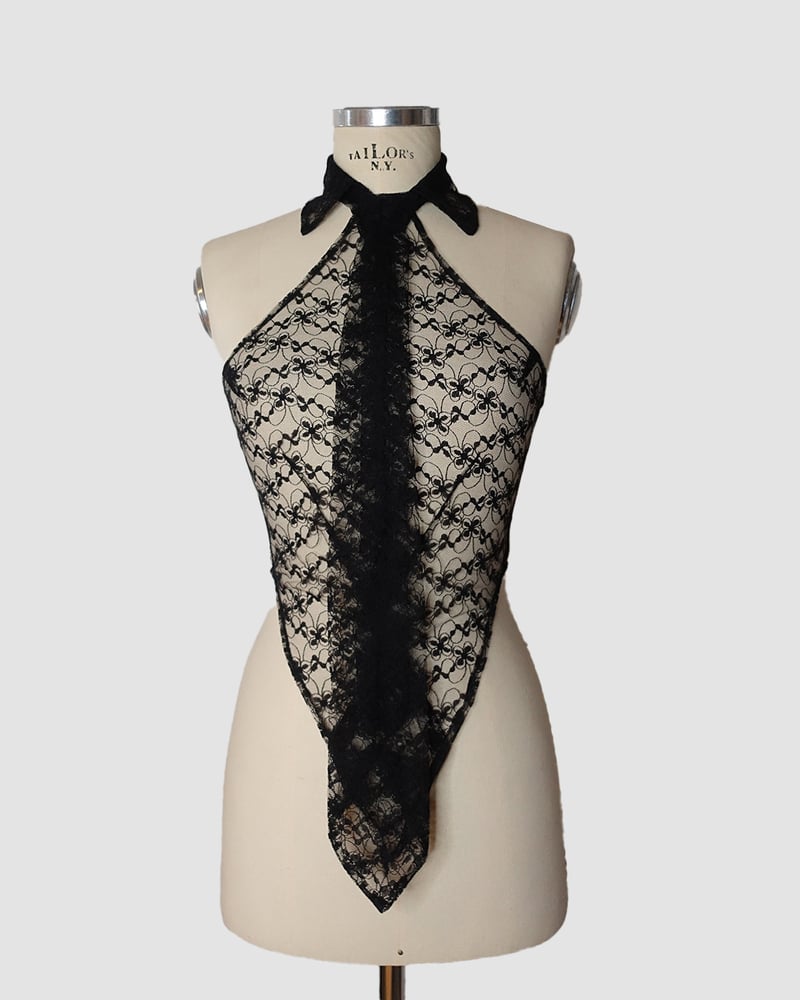 Image of ‘LUDIC‘ tie top lace