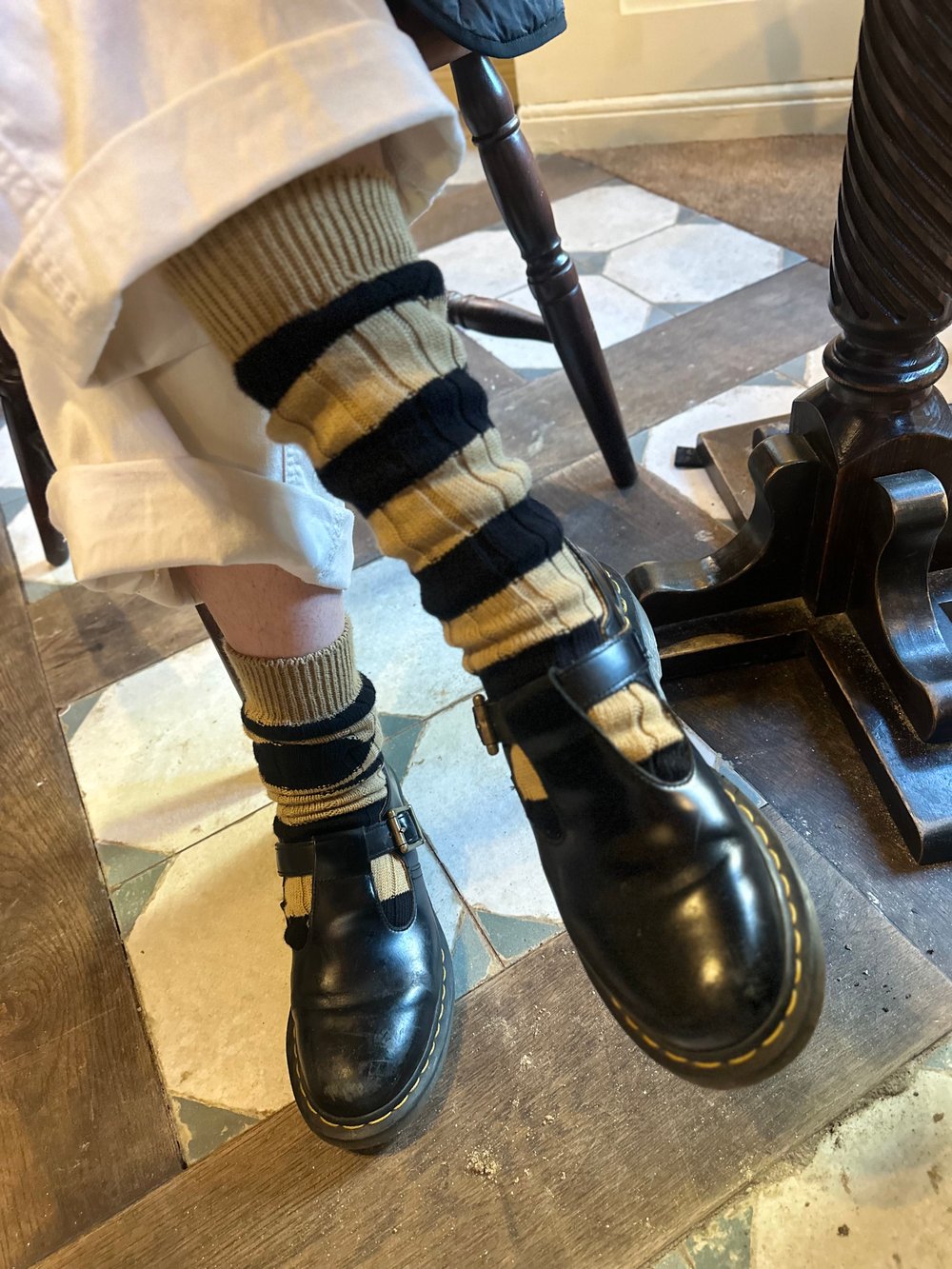 DECK SOCKS (Tan & Black) 