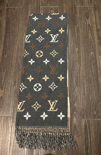 Image 8 of LV Cashmere Scarf