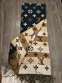 Image 7 of LV Cashmere Scarf