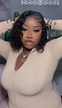 Image 1 of Loose Wave 5x5 Closure Bob Wig in 10inch