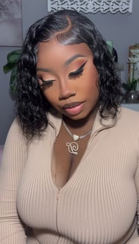 Image 3 of Loose Wave 5x5 Closure Bob Wig in 10inch