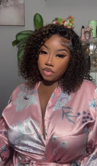 Image 2 of Curly Highlight 5x5 Closure Bob Wig in 12”