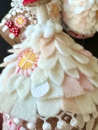 Image 3 of Frost Fairy Cottage 