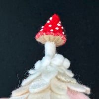 Image 4 of Frost Fairy Cottage 