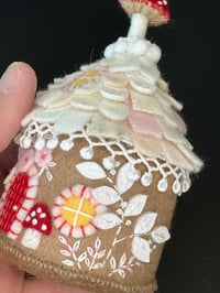 Image 6 of Frost Fairy Cottage 