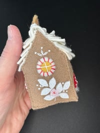 Image 9 of Frosty Gingerbread Cottage Pincushion