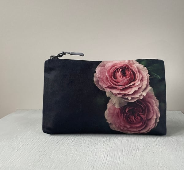 Image of Winter rose, wash bag, make-up, travel zipper pouch