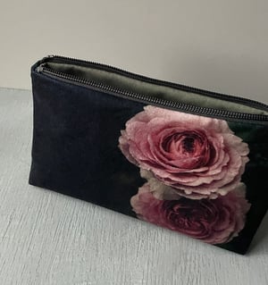 Image of Winter rose, wash bag, make-up, travel zipper pouch