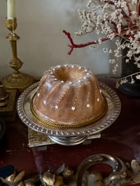 Image 2 of Kouglof « etoilé » factice papier maché