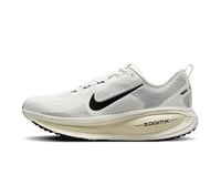 Image 2 of Nk Vomero 18