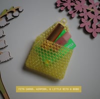 Image 4 of lemon purse