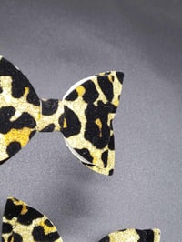 Image 3 of Leopard suede & glitter faux leather glitter 2pc hair bow set