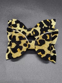 Image 7 of Leopard suede & glitter faux leather glitter 2pc hair bow set