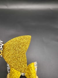 Image 4 of Gold Glitter and sunflower 2pc hairbow set