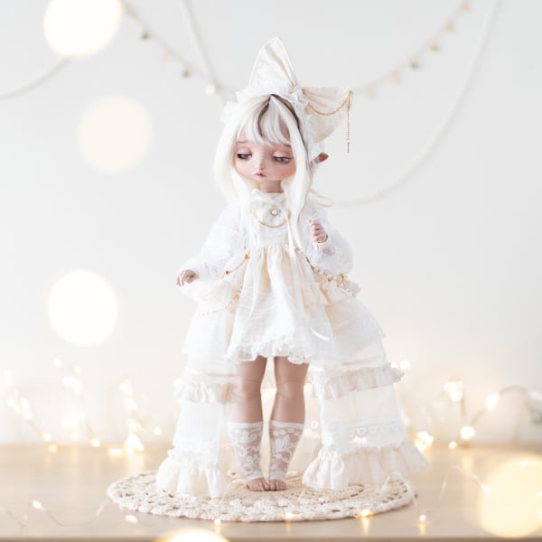 Image of Teacup set - Winter's Echo