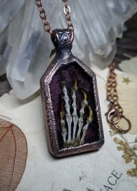 Image 4 of Lizard Claw Shimmer Pendant