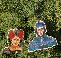 Image 5 of 1670 stickers/keychains