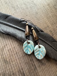 Image 7 of Porcelain leaf earrings n7