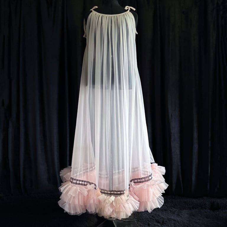 Full-Length Baby Doll nightie & robe set! Available in both Black and Light Pink PRE-ORDER Image 9