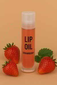 Image 3 of Moisturizing Lip Oil 10ml
