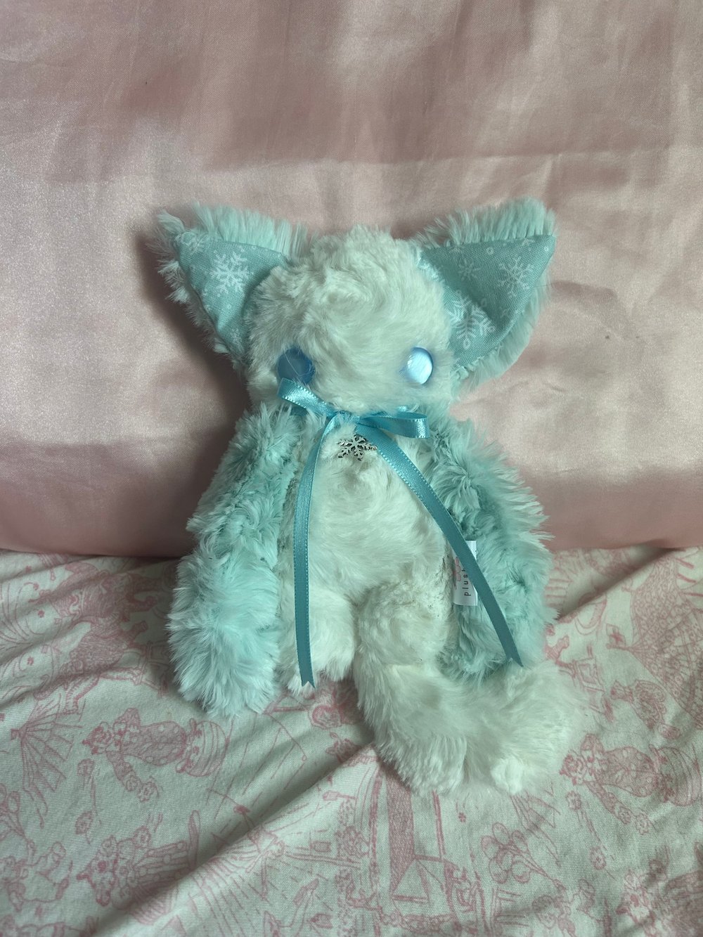 Image of winter the kitty