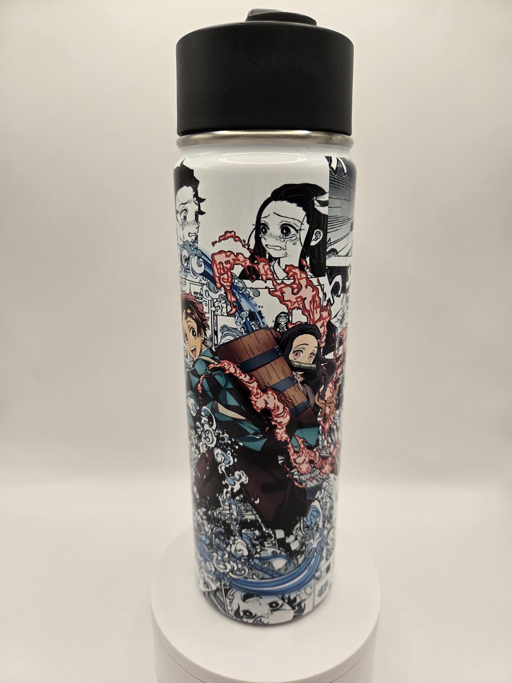 Image of Water Breathing Swordsman & Demon Sister Manga Water Bottle | 22oz Stainless Steel