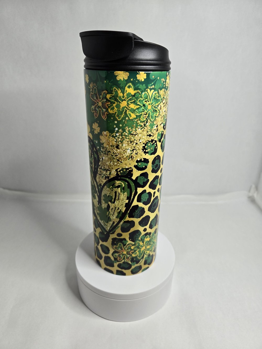 Image of Wildly Lucky 20oz Tumbler – Green Leopard & Hearts for St. Patrick’s Day!