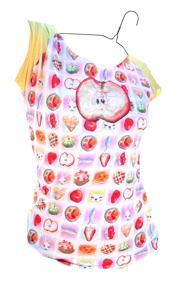 Image of “Trinkets” tee