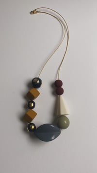 Image 3 of GARGANTILLA GREY MUSTARD GOLD