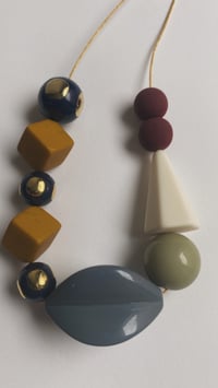 Image 1 of GARGANTILLA GREY MUSTARD GOLD