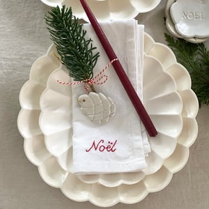 Image of SERVIETTES BRODÉES MAIN