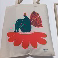 Image 4 of TOTE BAG/ Dame papillon