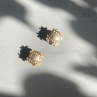 Image 3 of helia earring 